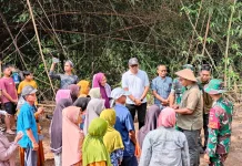 Warga Antusias Sambut Kunjungan Bupati dan Danrem di Lokasi TMMD