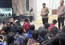 Polresta Solo Amankan 33 Suporter Pembawa Flare di Manahan