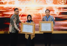 Wali Kota Surakarta Terima Penghargaan Memori Kolektif Bangsa ANRI