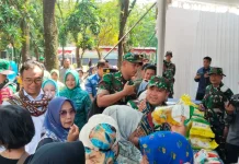 Kasdam Diponegoro Borong UMKM, Warga Puro Ikut Tersenyum