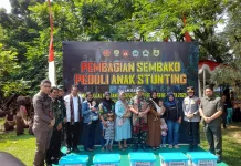 Kasdam Salurkan Sembako Bagi Warga Desa Puro