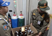 Tim Gabungan Tertibkan Peredaran Miras Tanpa Izin di Solo