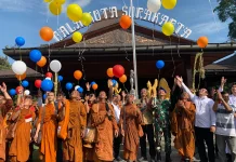 Pemkot Solo Melepas 57 Bhikkhu Thudong menuju Candi Borobudur