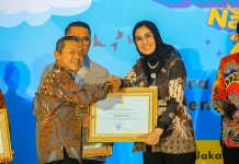 Pemkot Solo Terima Penghargaan Revitalisasi Bahasa Daerah dari Kemendikdasmen