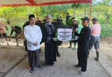 Sapi Kurban 1,1 Ton Bantuan Presiden Prabowo Disembelih di Jumantono