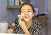 Skincare Anak Tak Boleh Asal, Ini Panduan Ahlinya