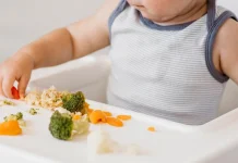 Metode MPASI Baby Led Weaning (BLW), Perlukah Dicoba?