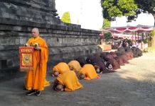 Ribuan Umat Budha Hadiri Peringatan Hari Waisak di Candi Sojiwan Prambanan