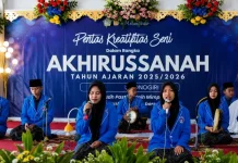 Pengukuhan Tahfidz Warnai Pelepasan Siswa MTsN Lima Wonogiri