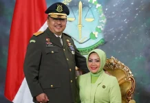 Masuk Bursa Calon Jaksa Agung, Istri Dr. Tjokorda ternyata Srikandi Asal Solo