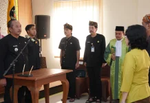 Bupati Karanganyar Rober Christanto Lantik 9 Kepala Dinas dan Sekwan Baru