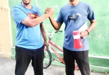 Memahami Makna Mendalam antara "Berteman" dan "Bersahabat"