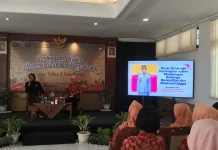 Perempuan Kunci Membangun Keluarga, Astrid Berbagi Pengalaman di DWP Rutan Solo
