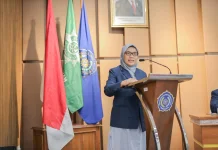 FEB UMS Lepas 257 Calon Alumni, Bekali Lulusan Hadapi Dunia Kerja dan Studi Lanjut