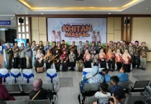 Antusias Masyarakat Tinggi, Khitan Massal di RS UNS Diikuti oleh 100 Anak