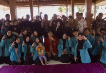 IMM Al-Ghozali Psikologi UMS Optimalkan Kampung Tani Desa Catur