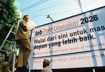 Respati Pasang Baliho Loker, Job Fair Solo Sediakan 6.000 Lowongan Kerja