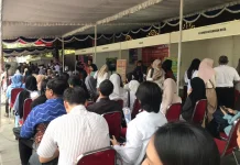 Fresh Graduate Masih Punya Peluang Besar Masuk Dunia Industri