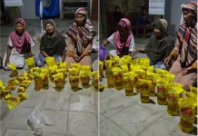 Berbau Solar, Warga Tanon Sragen Kembalikan Puluhan Liter Minyakita