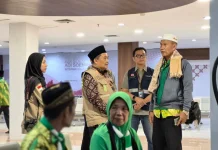 Pemberangkatan Terakhir Jemaah Umrah Adi Soemarmo