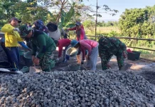 KBMKB Malangjiwan Klaten Bangun Jalan Usaha Tani