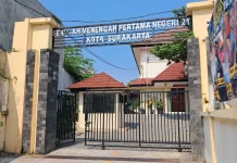 Pendaftar SMP Solo Membeludak, Tapi Persebaran Siswa Tak Merata
