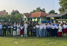 Dandim 0735/Surakarta Berikan Penghargaan Kepada Anak Anggota yang Berprestasi