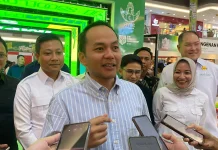 Hari Pertama MPLS, Wali Kota Solo Imbau Para Ayah Antar Anak