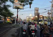 Arus Kendaraan Meningkat, Lalu Lintas Hari Pertama Sekolah Tetap Lancar