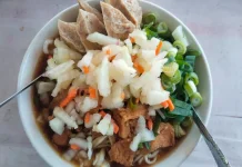 Sayuran Pelengkap pada Mie Ayam Menambah Cita Rasa