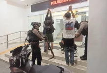 Dua Pemuda Diamankan Polisi usai Kedapatan Bawa Clurit di Jebres