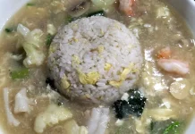 Cara Nikmati Nasi Siram Seafood