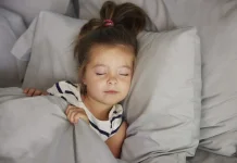 Rahasia Mengapa Orang Tua Selalu Mengajarkan Anak Tidur Siang