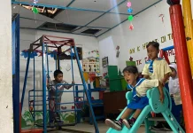 Atap Nyaris Ambruk, Puluhan Siswa TK Gaya Baru III Surakarta Belajar dalam Bahaya
