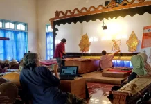 Dalang Wanita Angkat Sejarah Kartasura Lewat Wayang Berbasis Motion Graphic