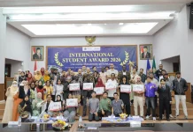 UMS Apresiasi Mahasiswa Internasional lewat International Student Award 2026