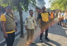 Tumpukan Sampah di Sungai Gandul Gawok Gatak Dibersihkan