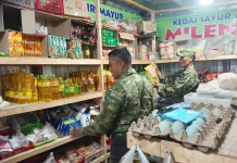 Koramil Manisrenggo Pantau Harga Sembako dan Kedaluwarsa Produk