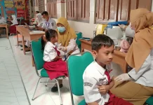 Dukung Program Imunisasi BIAS, Siswa SDN Cemara Dua Surakarta Divaksin