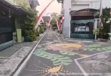 Jalan Kampung di Triyagan Sukoharjo Disulap Jadi Kanvas Batik Raksasa