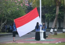 Pimpin Upacara HUT Ke-81 RI, Sekda Karanganyar Minta ASN Jaga Integritas