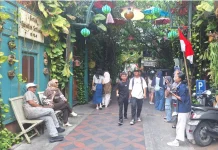 Libur HUT ke-81 RI, 1500 Wisatawan dari Berbagai Daerah Serbu Kampung Batik Kauman
