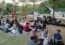 Masyarakat Solo Raya Gelar Baca Buku Serentak Himpun Donasi NTT