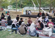 Klub Buku Soloraya Gelar Baca Serentak dan Aksi Donasi Gempa untuk NTT