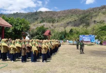 Perkuat Karakter Generasi Muda, Babinsa Klaten Latih PBB Santri