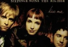 ‘Kiss Me’, Lagu Manis Penuh Rahasia