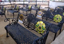 Kursi Taman Wujud Kepedulian Lions Club untuk Sesama