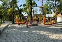 Bukan Sekadar Taman, Ada Alat Olahraga