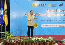 Menteri Fadli Zon Gaungkan Mega Diversity Budaya di UTP Surakarta