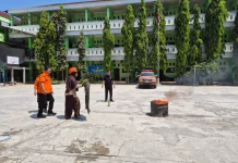 BPBD Karanganyar Edukasi Mitigasi Gempa dan Kebakaran Siswa SMP IT Insan Kamil